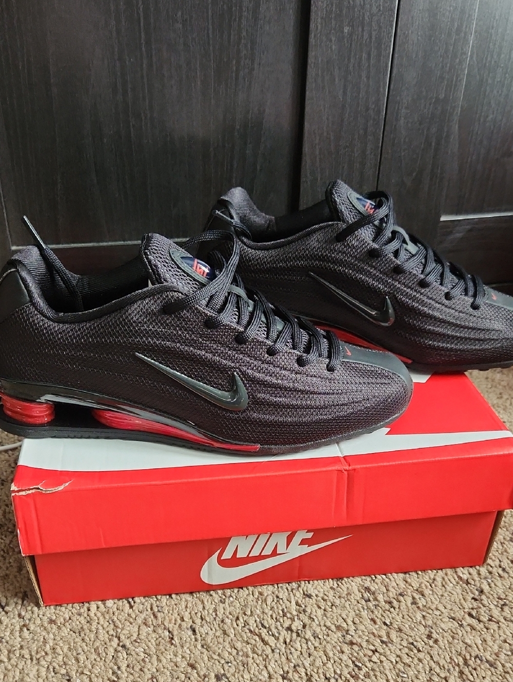 Nike Women's  Shox Z Black & Red Cushioned Mesh Sneakers
